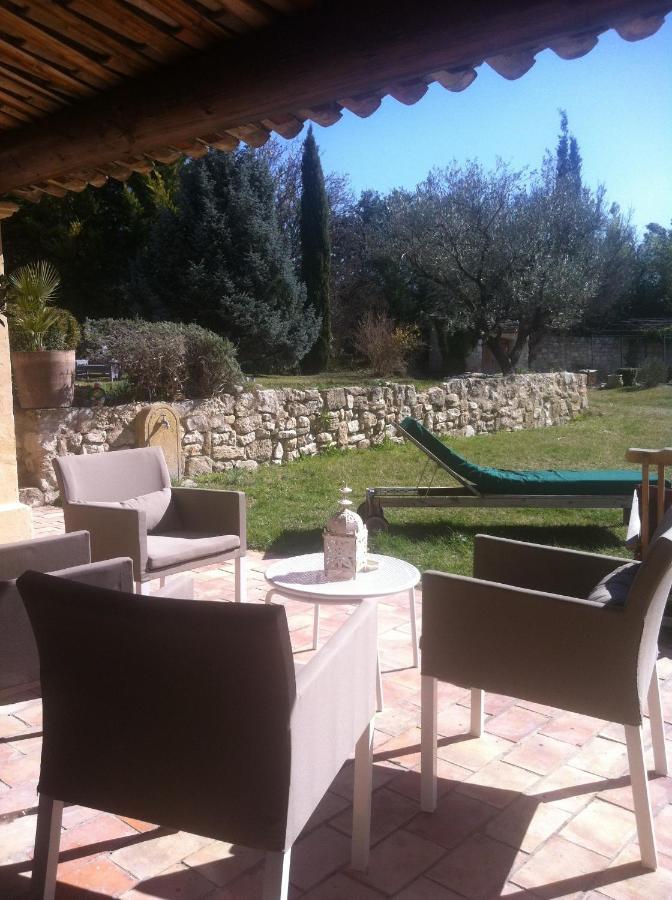 Suite De L'Olivier Au Mas Au Coeur De La Provence &Spa سان كانا الغرفة الصورة